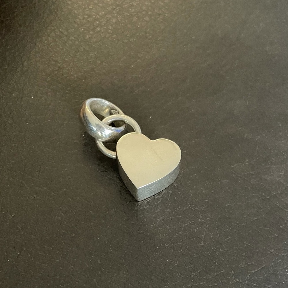 Silpada representative stock